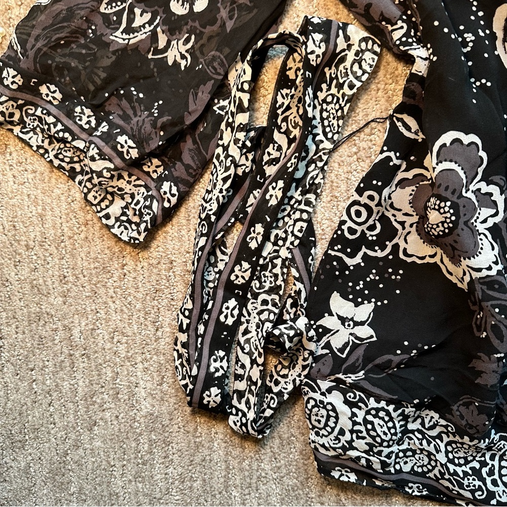 Alfani Black White Floral Silk Blouse Tie Waist Size 4 #12 - Picture 3 of 5